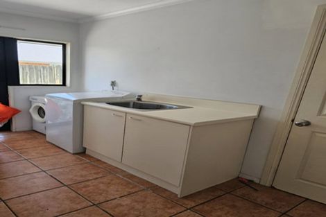 Photo of property in 8a Kenwyn Avenue, St Albans, Christchurch, 8052