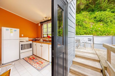 Photo of property in 4a Seaview Terrace, Bluff Hill, Napier, 4110