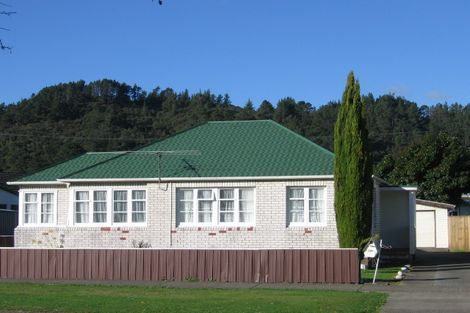 Photo of property in 1264 High Street, Taita, Lower Hutt, 5011