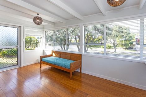 Photo of property in 114 Chartwell Avenue, Whangamata, 3620