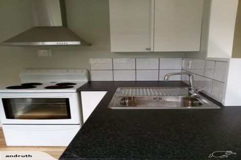 Photo of property in 24 Glen Road, Raumati South, Paraparaumu, 5032