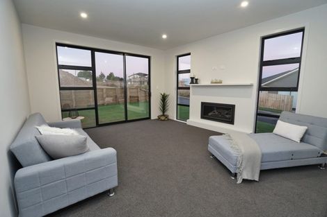 Photo of property in 4 Waitihi Way, Rototuna North, Hamilton, 3210