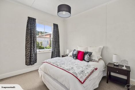 Photo of property in 19 Home Street, Mount Victoria, Wellington, 6011