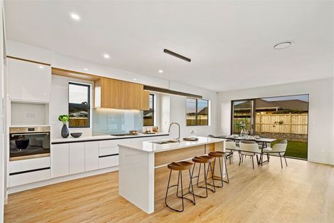 Photo of property in 3 Cutfield Lane, Kumeu, 0810