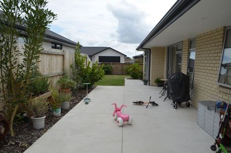 Photo of property in 16 Rotomanu Place, Pyes Pa, Tauranga, 3112