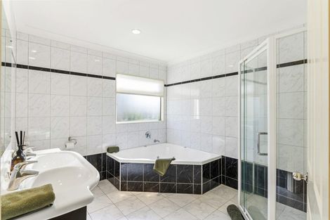 Photo of property in 222 Hibiscus Coast Highway, Orewa, 0931