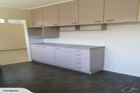 Photo of property in 22 Finlow Drive, Te Atatu South, Auckland, 0610