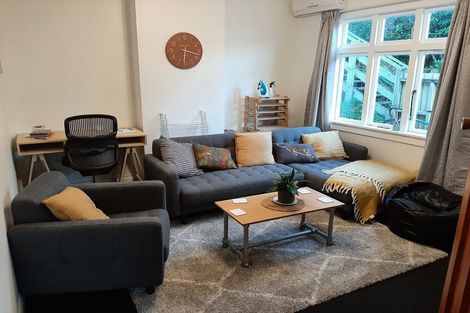 Photo of property in 164a Ohiro Road, Brooklyn, Wellington, 6021