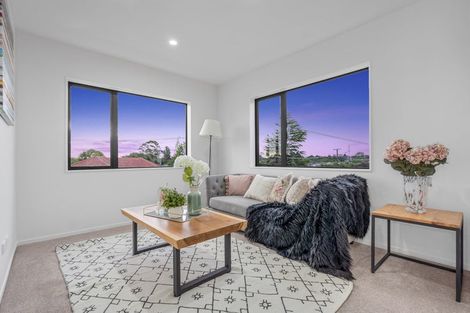 Photo of property in 17b Mccullough Avenue, Papatoetoe, Auckland, 2025