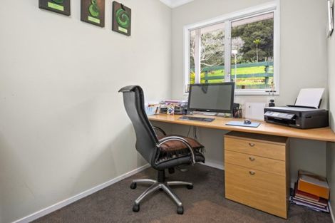 Photo of property in 187 Kimptons Road, Brookby, Manurewa, 2576