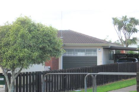 Photo of property in 2/77 Gloucester Road, Mount Maunganui, 3116