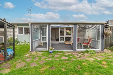 Photo of property in 37 Kent Street, Levin, 5510