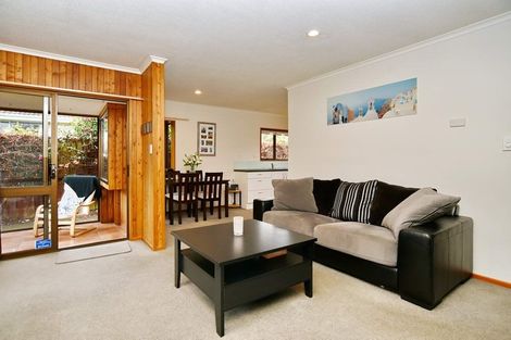 Photo of property in 2/38 Chipping Lane, Redwood, Christchurch, 8051