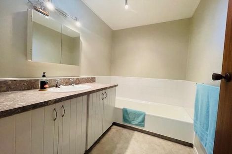 Photo of property in 2 Yarmouth Road, Flaxmere, Hastings, 4120