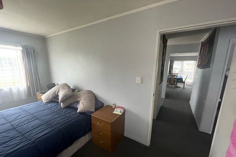 Photo of property in 2/21 Solveig Place, Randwick Park, Auckland, 2105