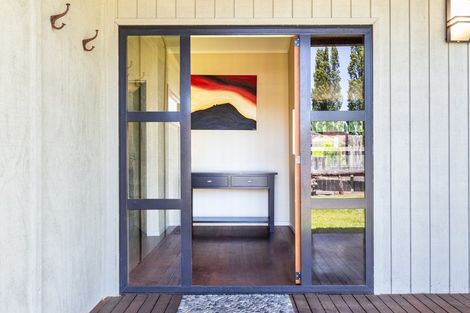 Photo of property in 108 Kinloch Road, Kinloch, Taupo, 3377