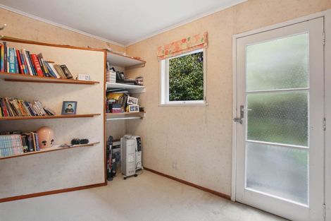 Photo of property in 33 Nevada Avenue, Pakuranga Heights, Auckland, 2010