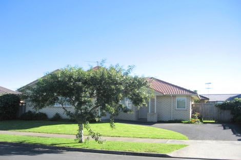 Photo of property in 3a Montilla Place, Manurewa, Auckland, 2102