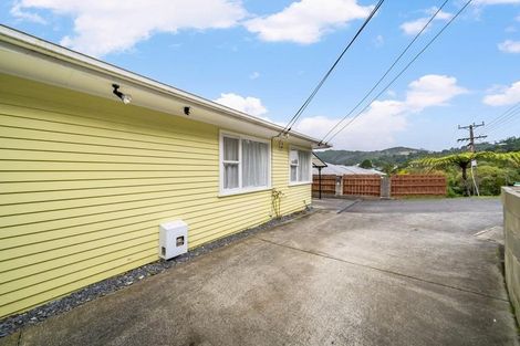 Photo of property in 30 Logie Street, Stokes Valley, Lower Hutt, 5019