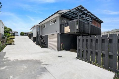 Photo of property in 25 Birdwood Road, Swanson, Auckland, 0612