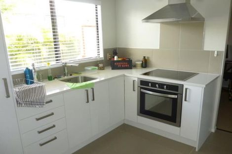 Photo of property in 147 Botany Road, Botany Downs, Auckland, 2010