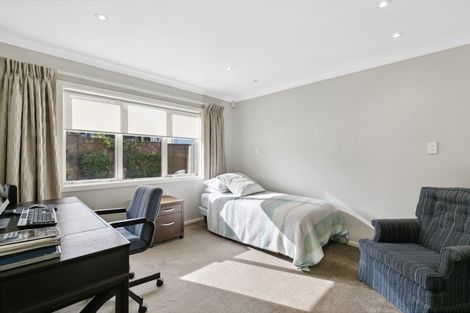 Photo of property in 9 Imran Terrace, Khandallah, Wellington, 6035