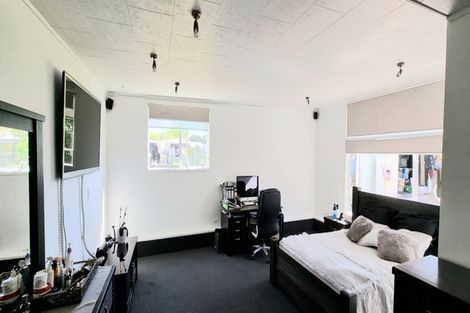 Photo of property in 502 Don Buck Road, Massey, Auckland, 0614