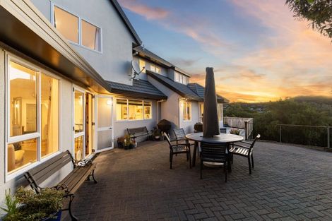 Photo of property in 56 Molyneux Close, Whitby, Porirua, 5024