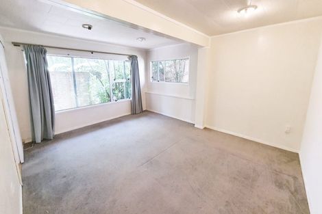 Photo of property in 27 Glencourt Place, Glenfield, Auckland, 0629