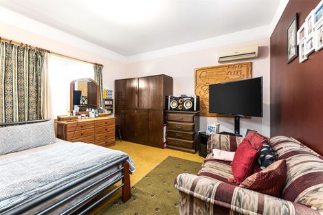 Photo of property in 12 Owens Terrace, Upper Riccarton, Christchurch, 8041