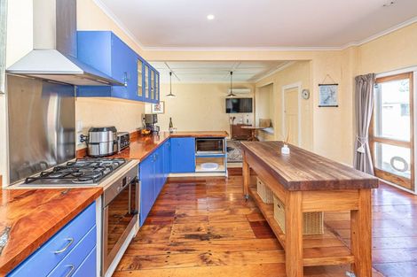 Photo of property in 28 Carlton Avenue, Gonville, Whanganui, 4501