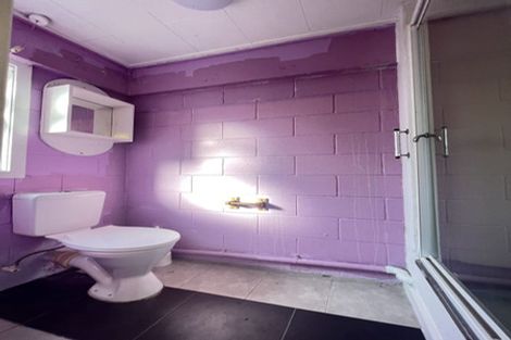 Photo of property in 16 Alton Terrace, Pakuranga Heights, Auckland, 2010