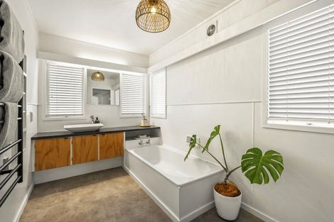 Photo of property in 1/23 Hart Road, Hauraki, Auckland, 0622