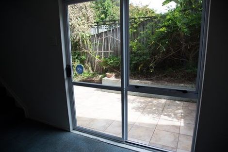 Photo of property in 194a Queen Street, Northcote Point, Auckland, 0627