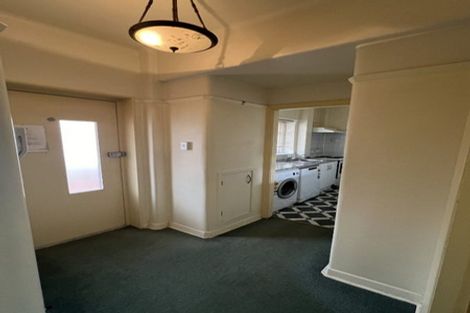 Photo of property in 82 Majoribanks Street, Mount Victoria, Wellington, 6011