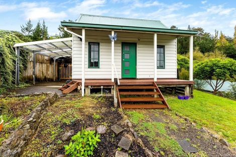 Photo of property in 2/9 Montgomery Street, Stokes Valley, Lower Hutt, 5019