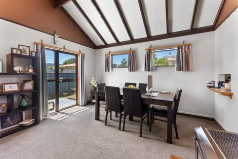 Photo of property in 2/10 Wilford Street, Wallaceville, Upper Hutt, 5018