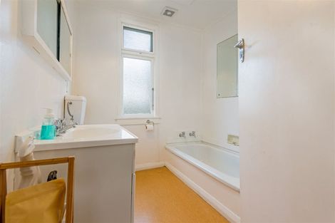 Photo of property in 72 Manawatu Street, Hokowhitu, Palmerston North, 4410