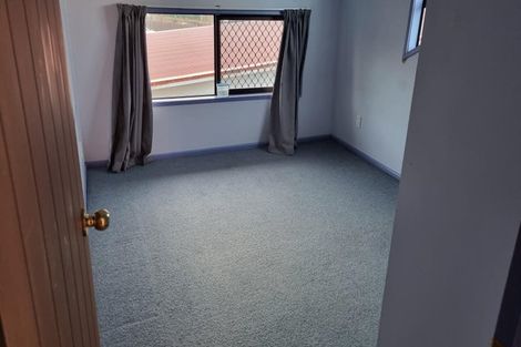 Photo of property in 86 Royal Road, Massey, Auckland, 0614