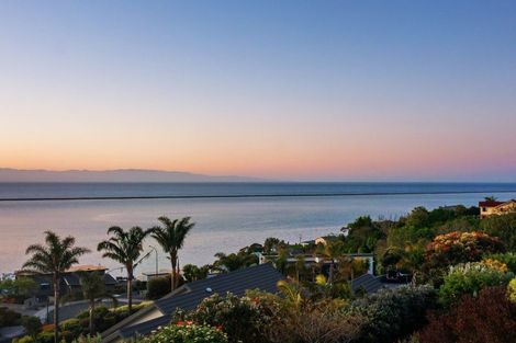 Photo of property in 8 Mana Heights, Marybank, Nelson, 7010