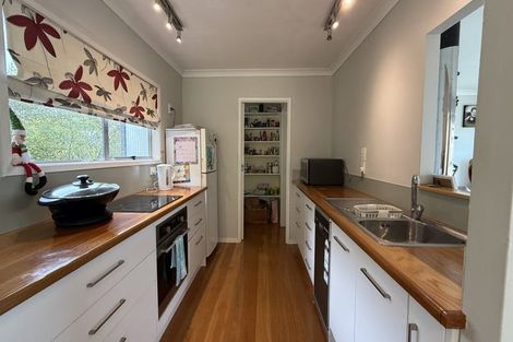 Photo of property in 83 Marellen Drive, Red Beach, 0932