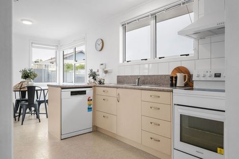 Photo of property in 28 Hyde Avenue, Nawton, Hamilton, 3200