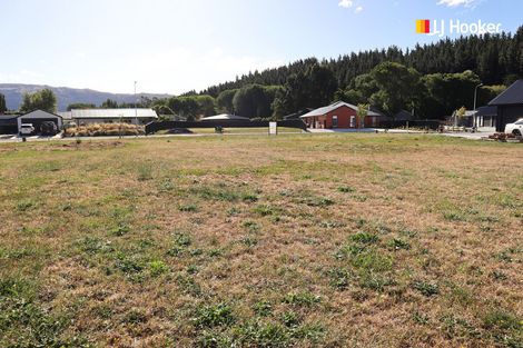 Photo of property in 8 Franks Place, Outram, 9019