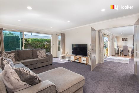 Photo of property in 1 Watt Street, Mosgiel, 9024