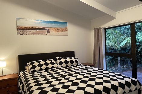 Photo of property in 5a Rimu Road, Stanmore Bay, Whangaparaoa, 0932