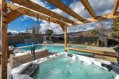 Photo of property in 16 Leitrum Street, Cromwell, 9310