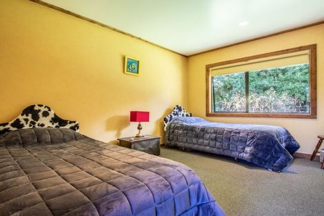 Photo of property in 37 Kents Road, Reikorangi, Waikanae, 5391