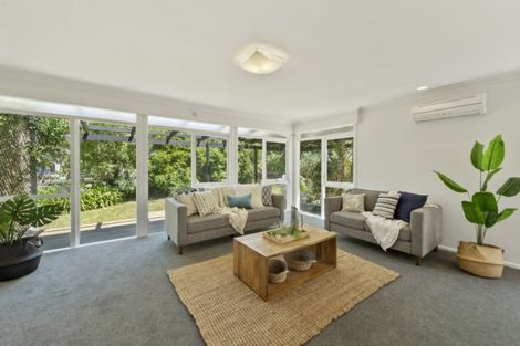 Photo of property in 4 Windsor Road, Maeroa, Hamilton, 3200