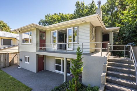 Photo of property in 25 Glen Road, Raumati South, Paraparaumu, 5032