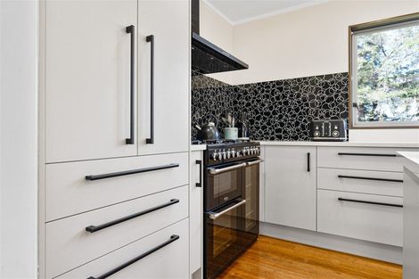 Photo of property in 1 Domain Road, Kawakawa, 0210